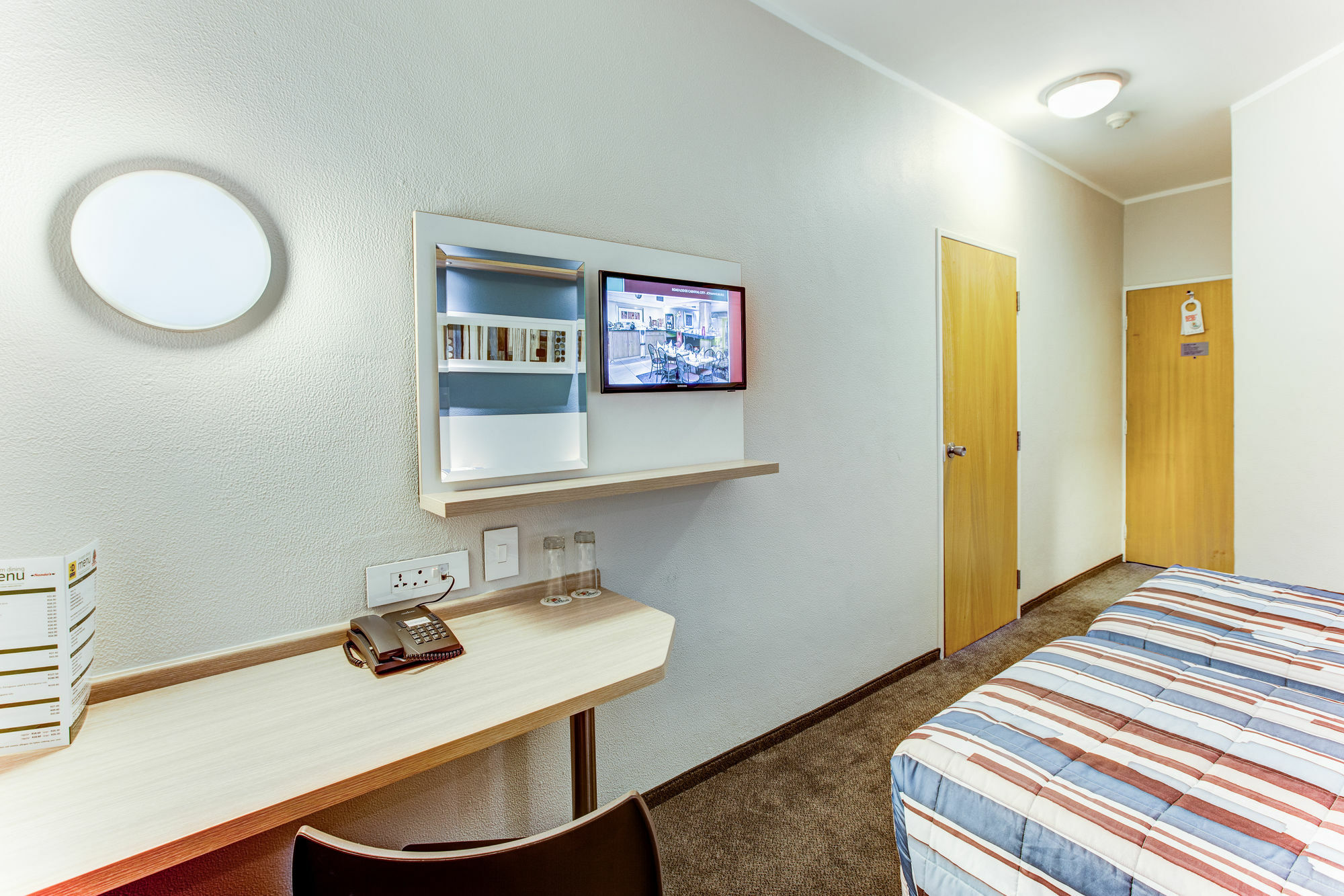Road Lodge Cape Town International Airport מראה חיצוני תמונה